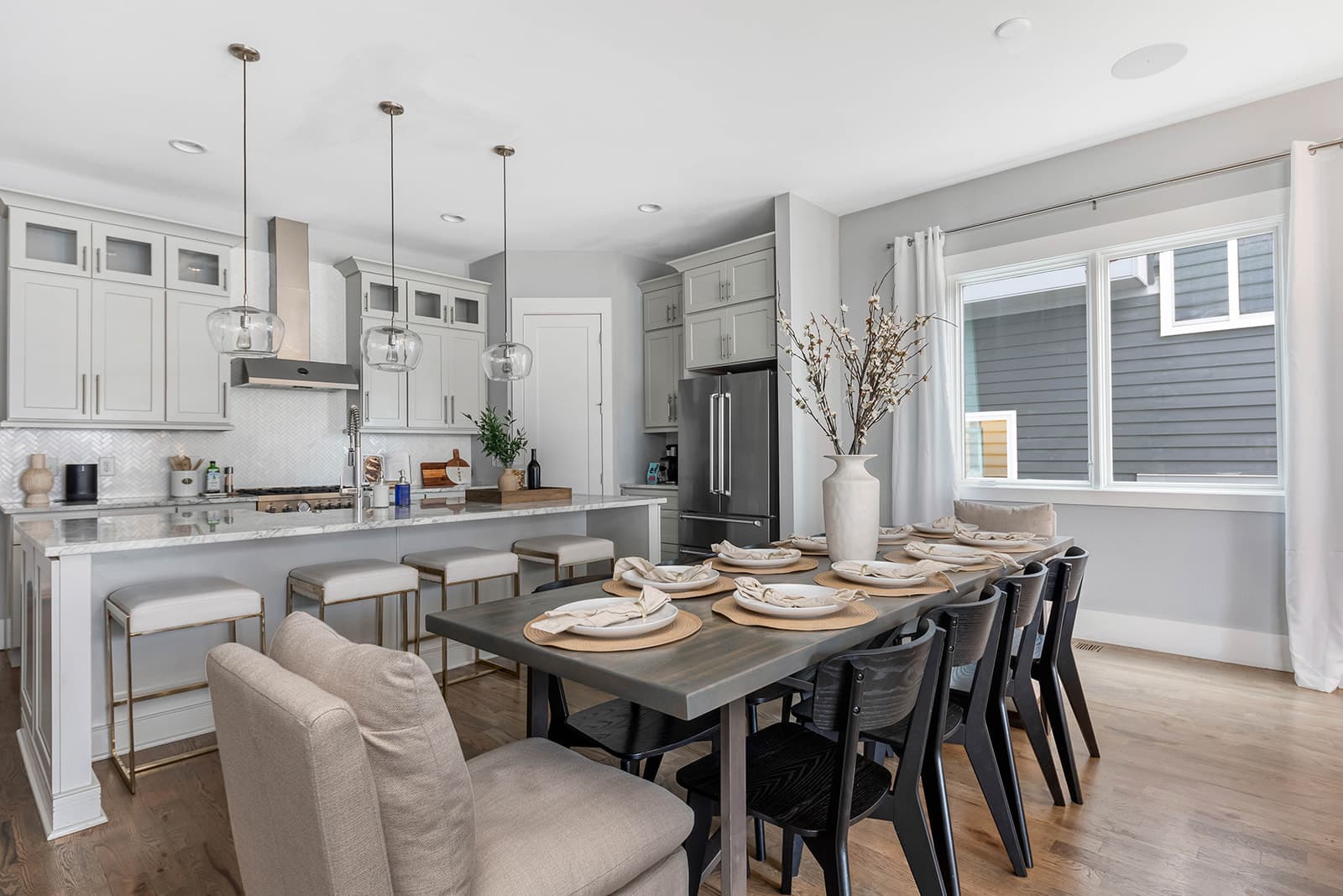 917 Southside Pl — Complete Installation – photo 12