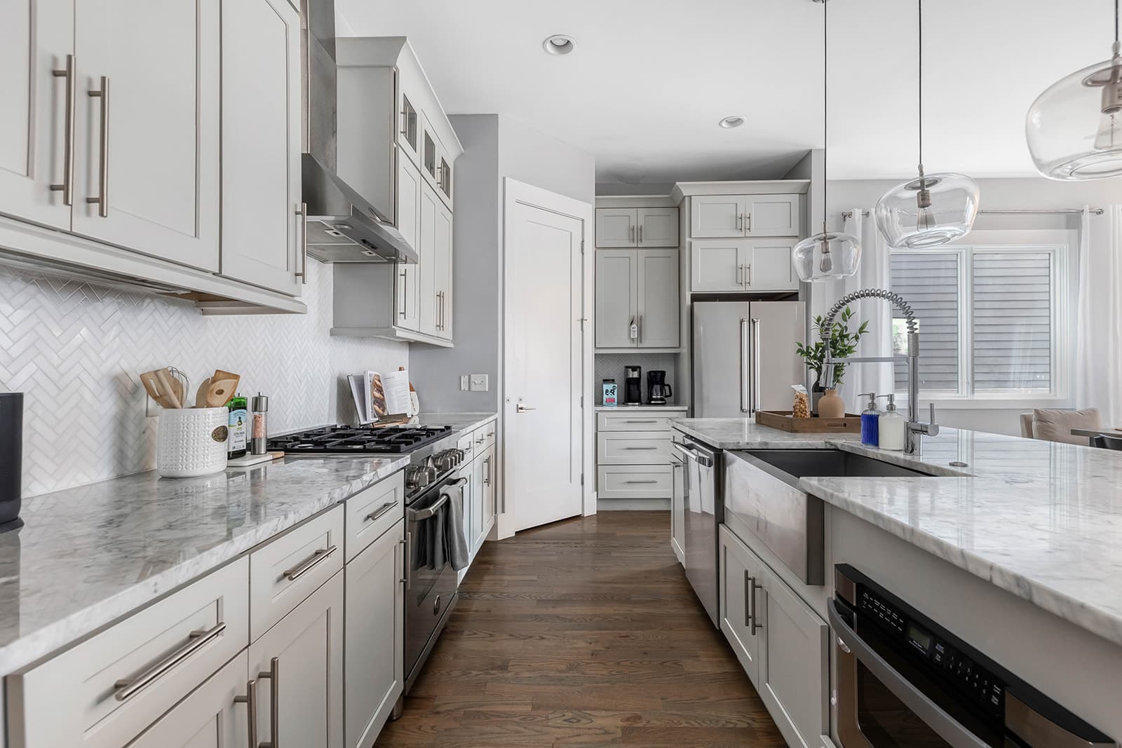 917 Southside Pl — Complete Installation – photo 8